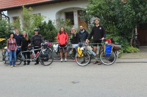 Ute and Johannes generously invited us in for coffee and breakfast after we simply asked where we could fill our water bottles, all early on a Sunday morning. THANK YOU!